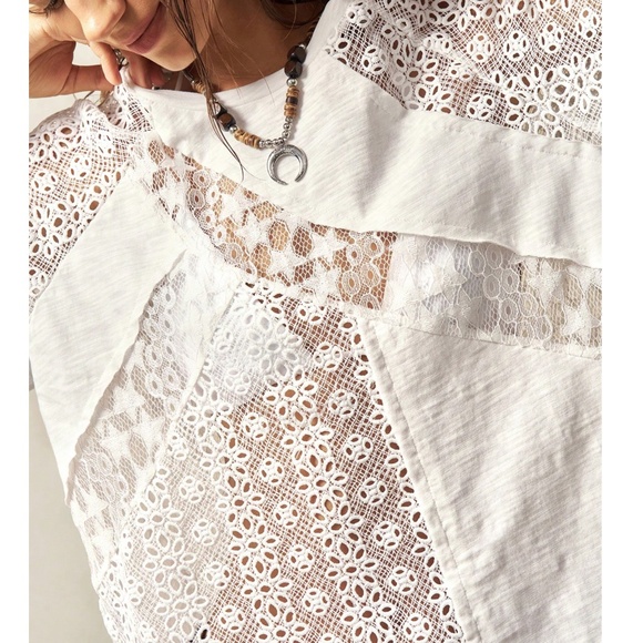 Boho white Star Patch Eyelet Short Sleeve Top - Picture 2 of 6